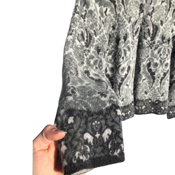 Sarah Spencer grey black white wool sweater / cardigan M medium - Picture 4 of 6